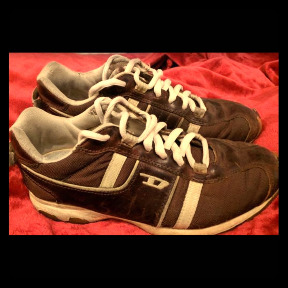 VINTAGE Diesel Sneakers . Barely worn & VERY RARE!